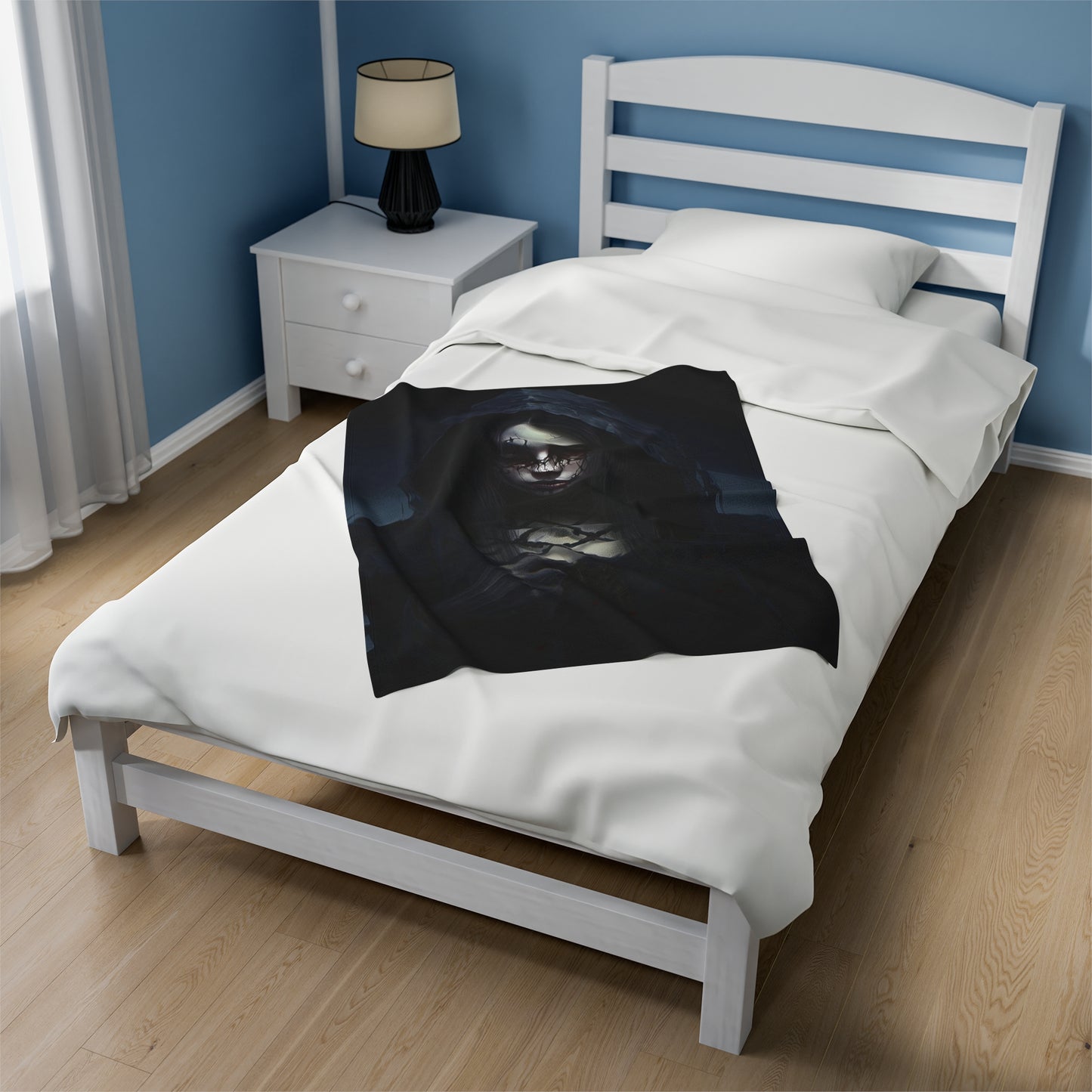Gothic Horror Blanket - Gothic Woman Horror Art - Goth Gift for Halloween